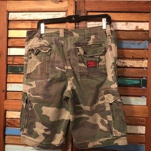 Abercrombie camouflage men’s shorts size 16
